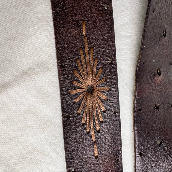 Vintage artisan boho southwestern western leather cowboy sunburst belt - Picture 3 of 8